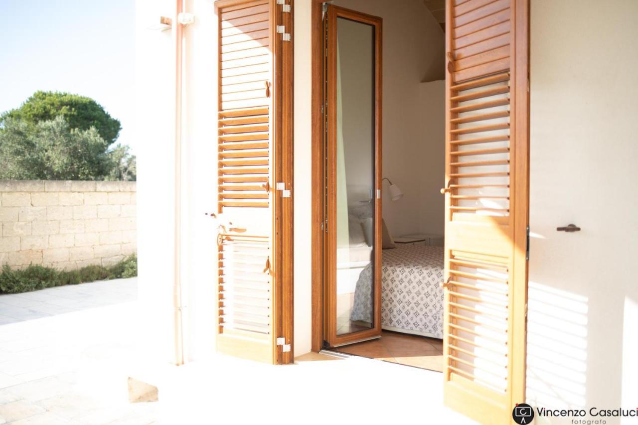 La Dimora Dei Conti Bed & Breakfast Collemeto Luaran gambar