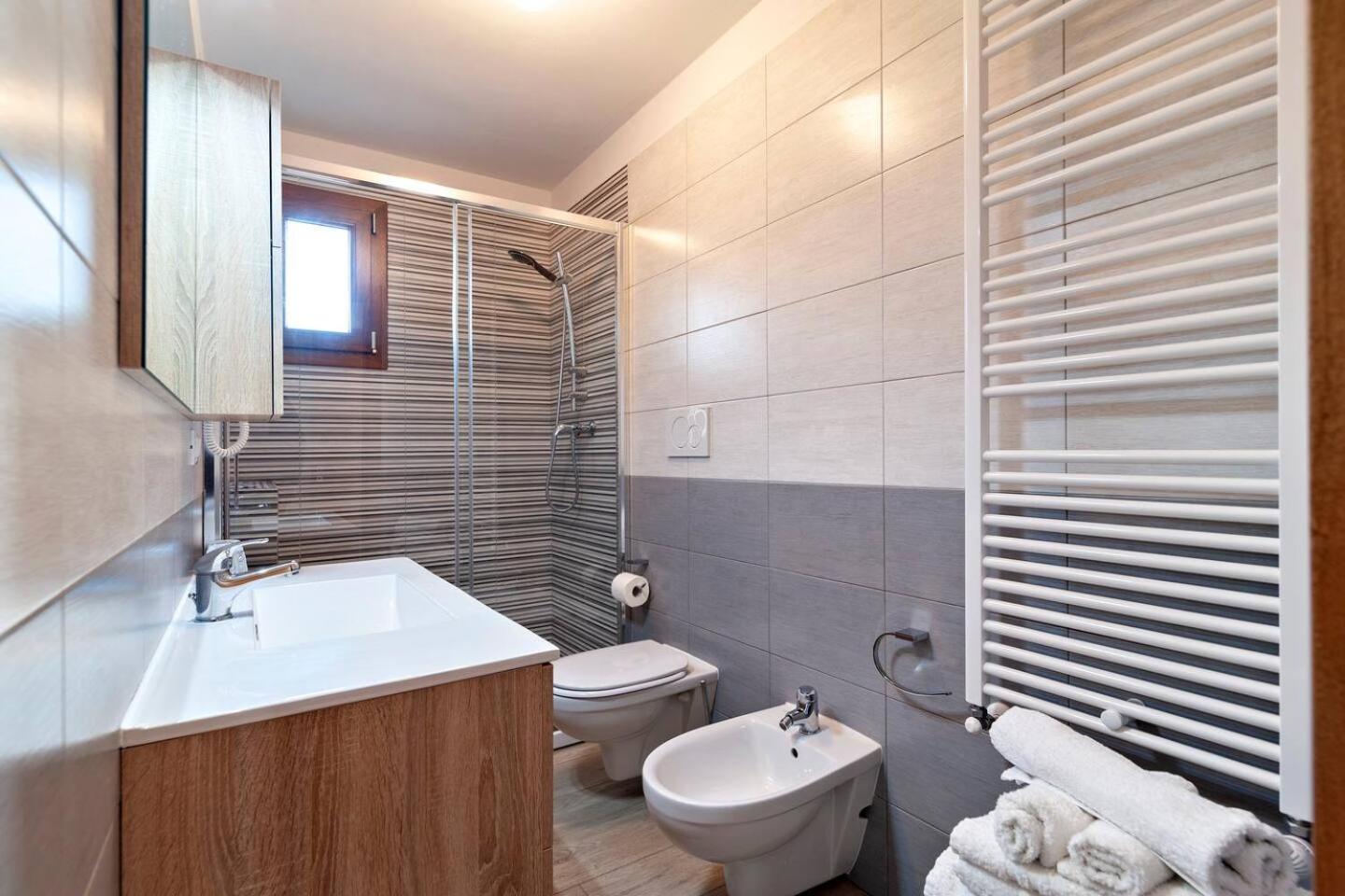 La Dimora Dei Conti Bed & Breakfast Collemeto Luaran gambar