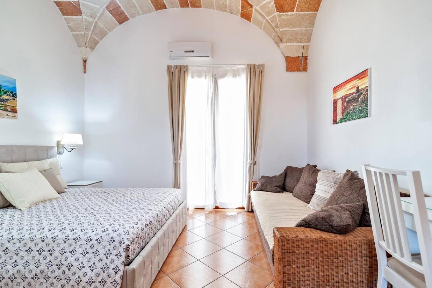 La Dimora Dei Conti Bed & Breakfast Collemeto Luaran gambar