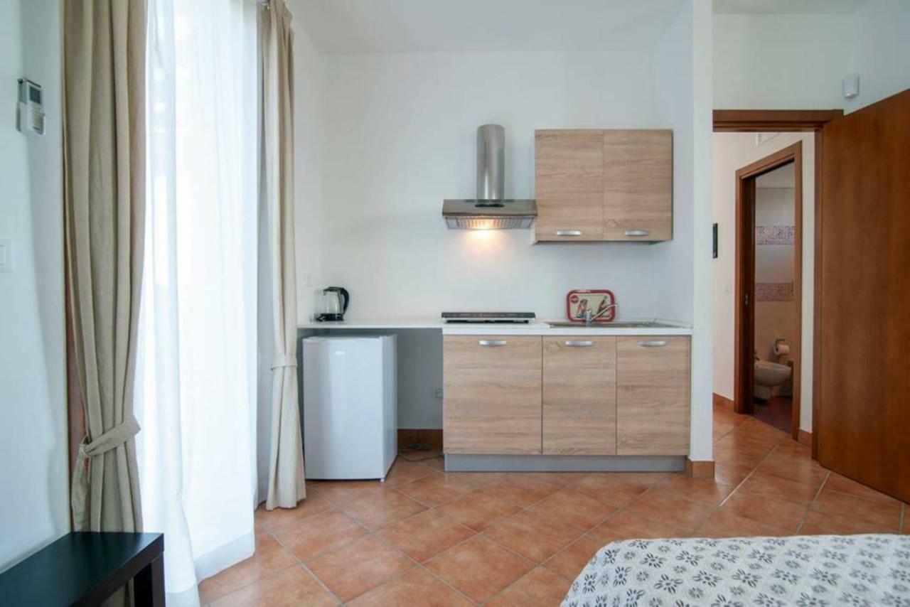 La Dimora Dei Conti Bed & Breakfast Collemeto Luaran gambar