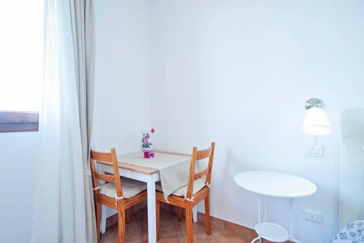 La Dimora Dei Conti Bed & Breakfast Collemeto Luaran gambar